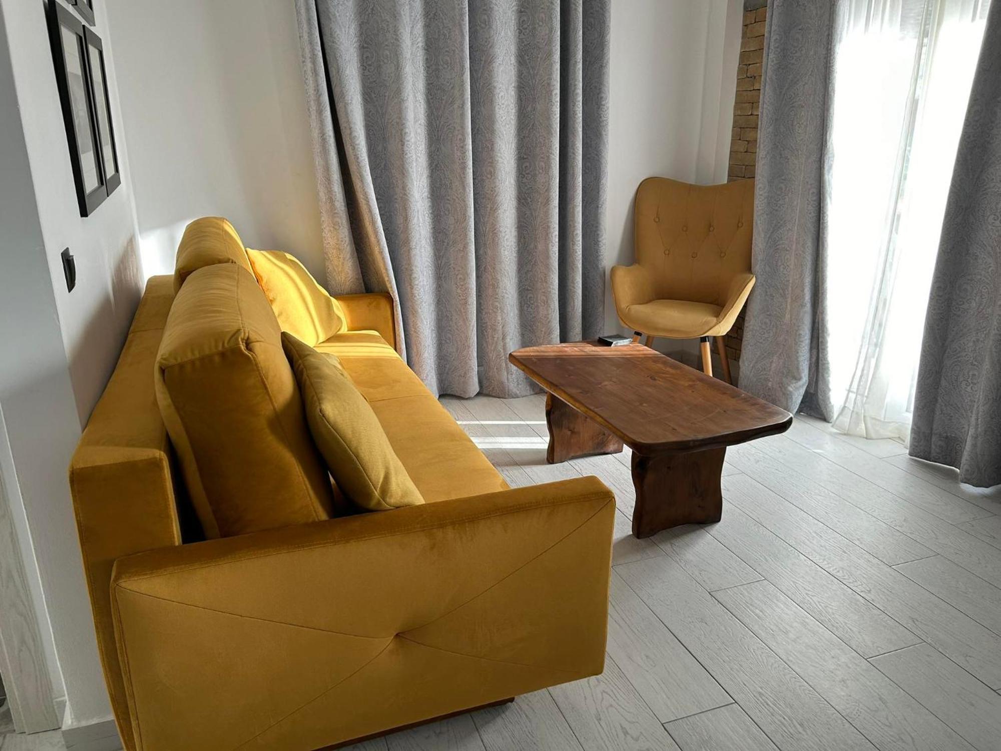 Deluxe Town Hall Square Flat In Historical Center 3 * Korfu