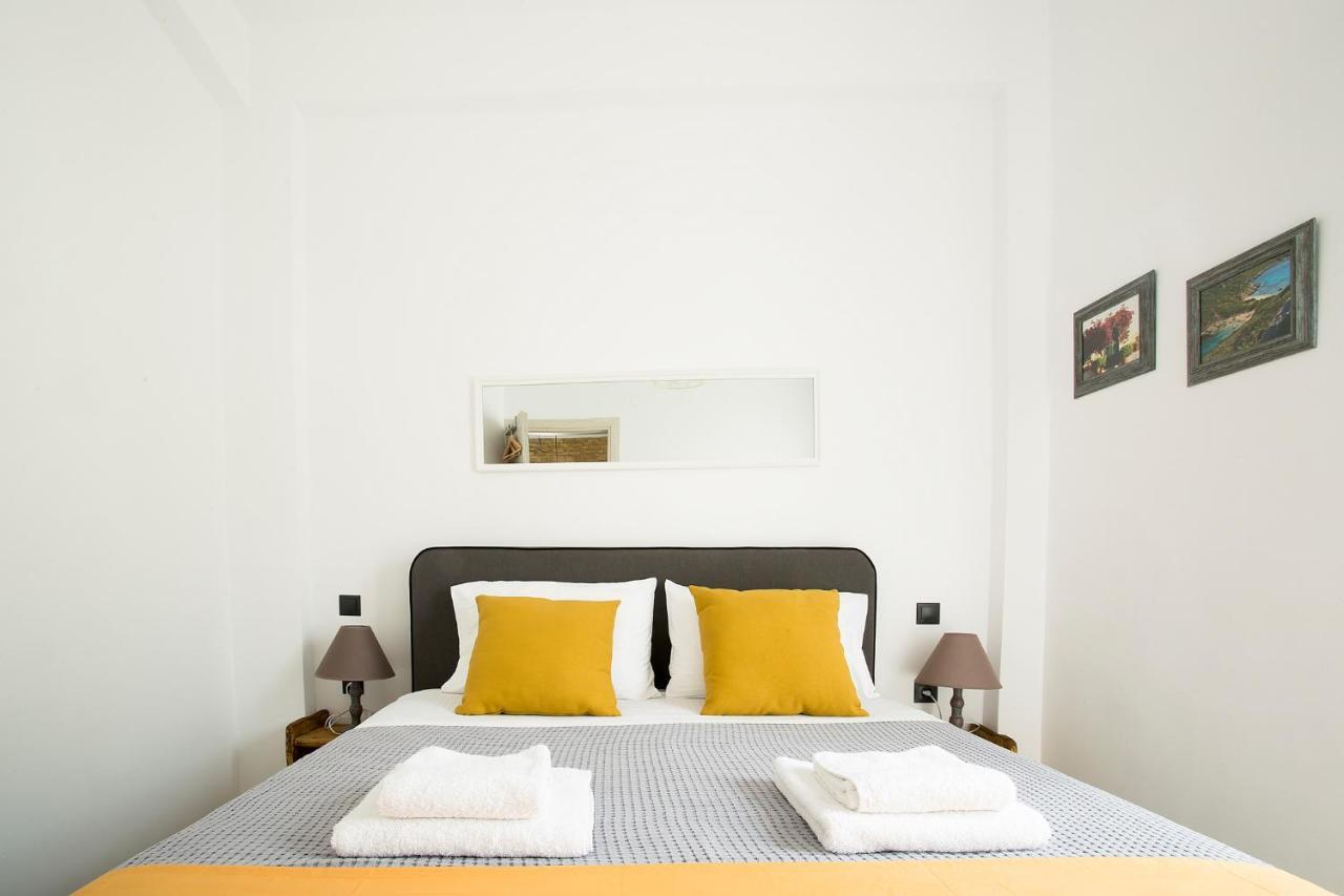 Deluxe Town Hall Square Flat In Historical Center 3 Daire *